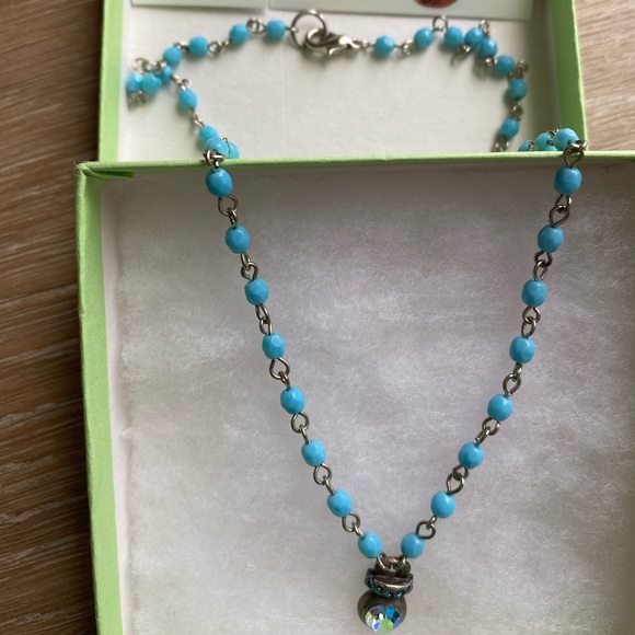 Sade Design light blue beaded necklace - Picture 3 of 3